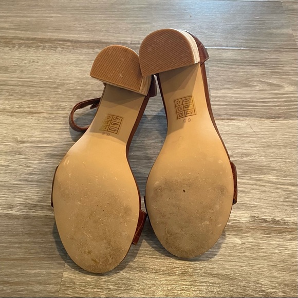 ❌SOLD❌ Jeffrey Campbell Lindsay Heel Sandal in Brown Croc & Zig Zag Size 6.5 - Picture 9 of 10
